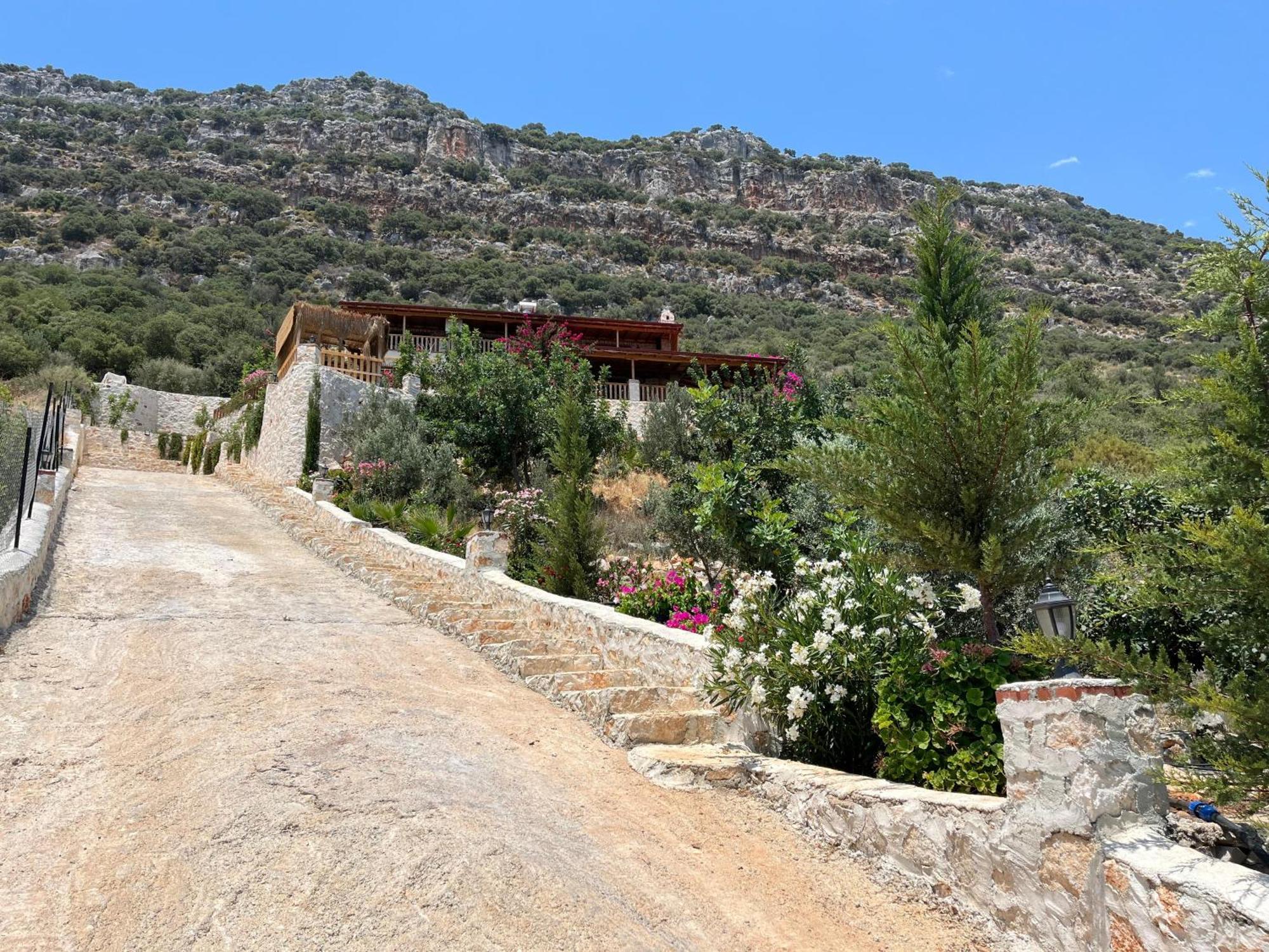 Istlada Tas Ev Apart - Kekova View Kapaklı Екстериор снимка